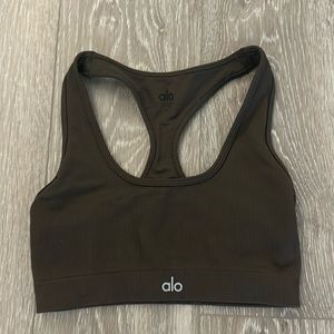 Alo Yoga Seamless Ribbed Bra in Espresso size Small
